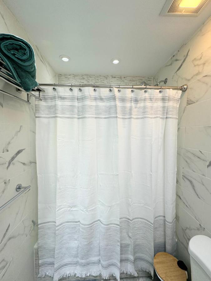 The Waltham Private Room & Bathroom John F Kennedy Jfk Lga Airport Manhattan Penn Station Bullet-Train 15 Min Nowy Jork Zewnętrze zdjęcie